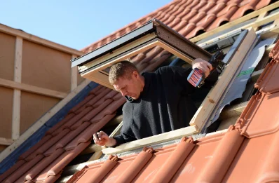 Pose de fenêtres de toit Velux à Halstroff